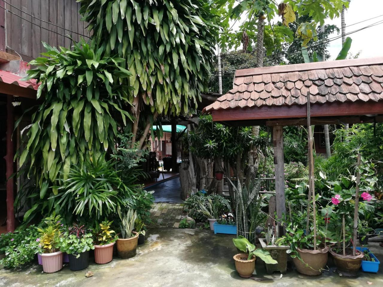 Chian Guesthouse Chiang Rai Esterno foto
